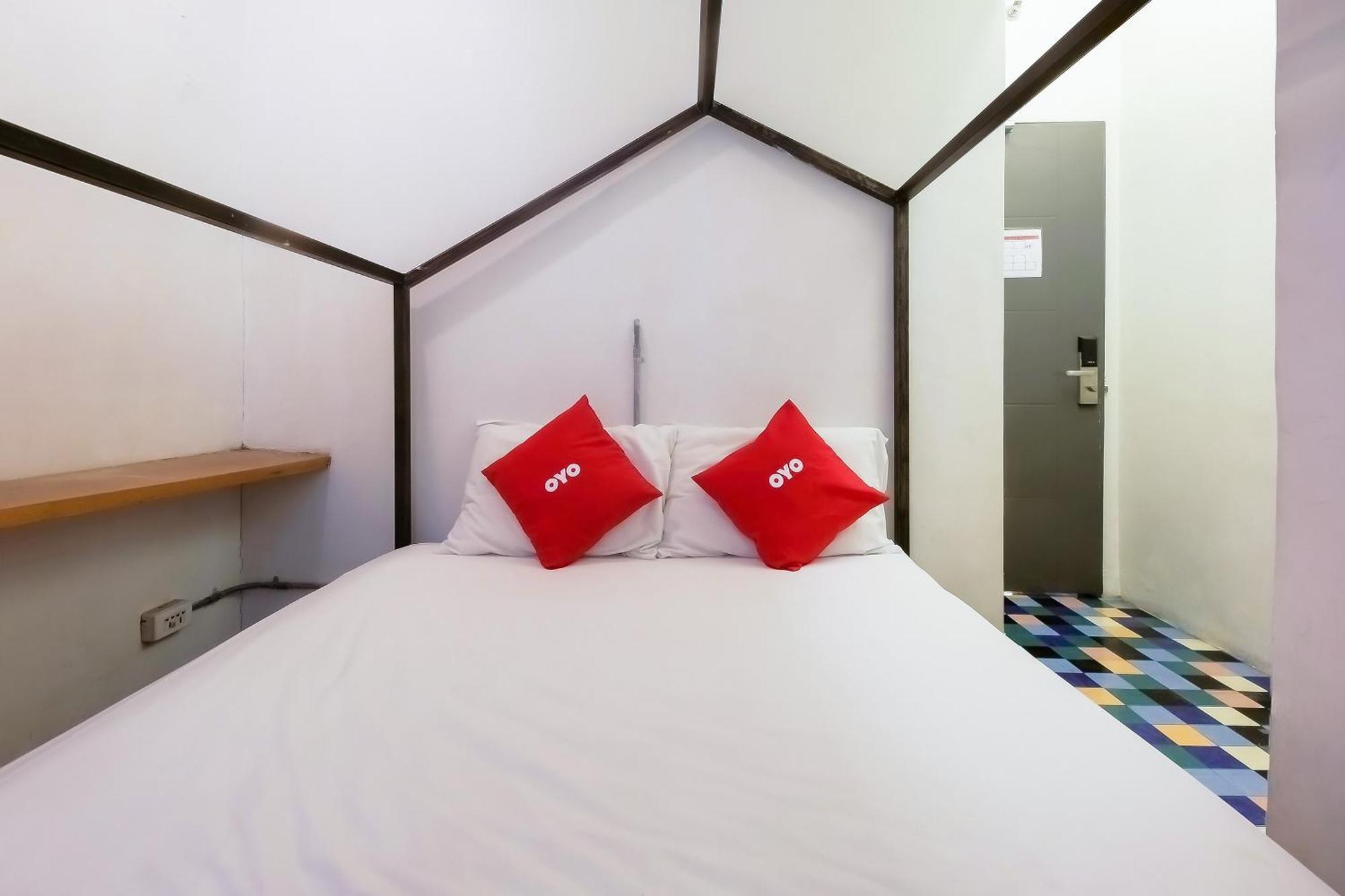 Spot On Junction Hostel Makati City Esterno foto