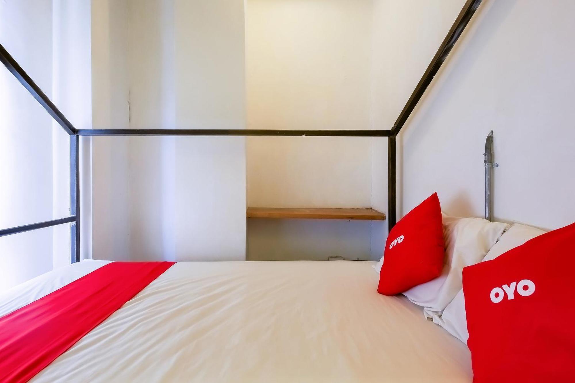 Spot On Junction Hostel Makati City Esterno foto