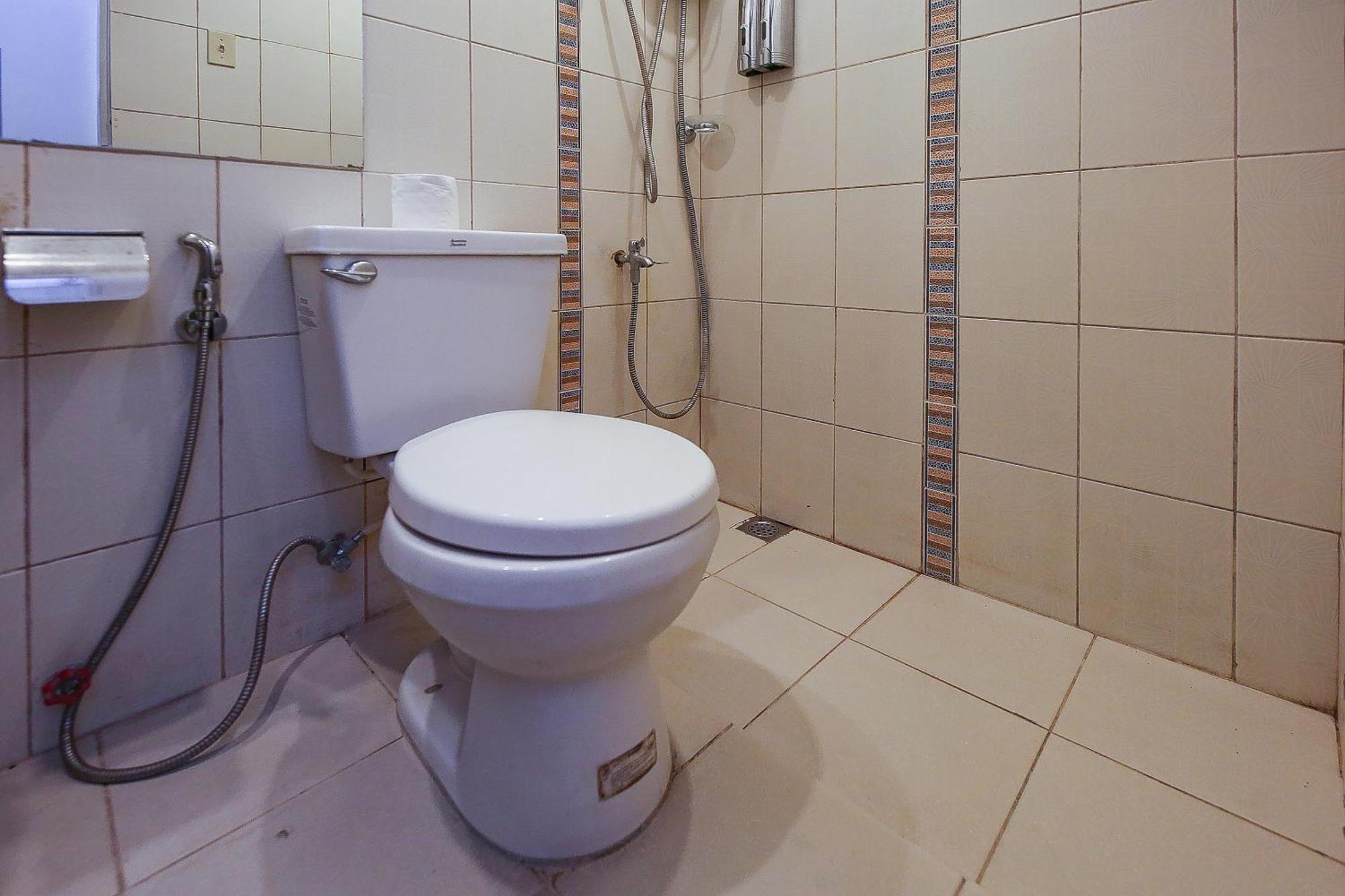 Spot On Junction Hostel Makati City Esterno foto