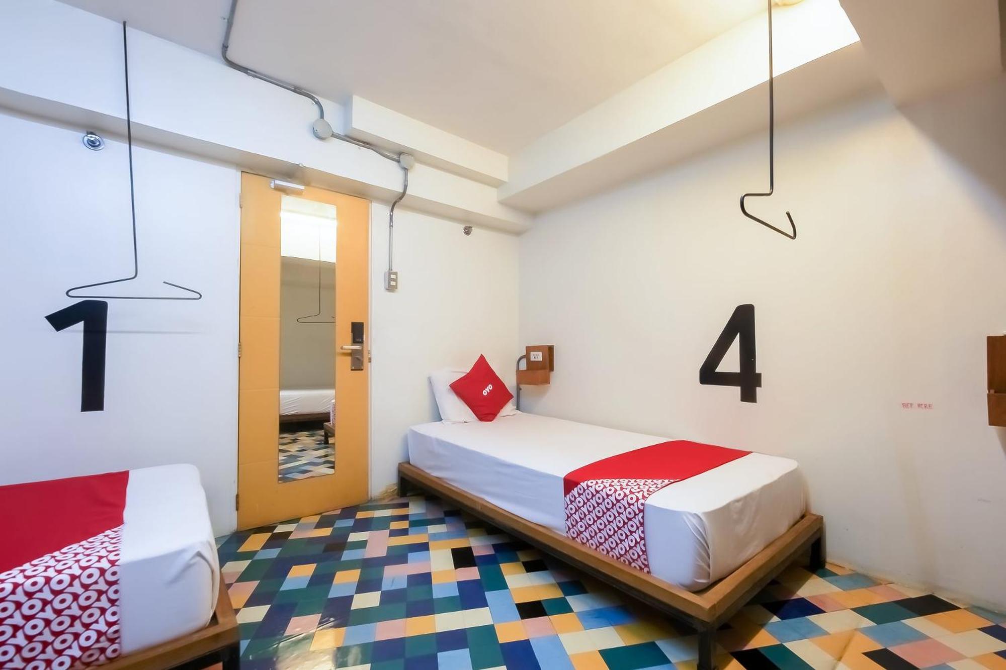 Spot On Junction Hostel Makati City Esterno foto