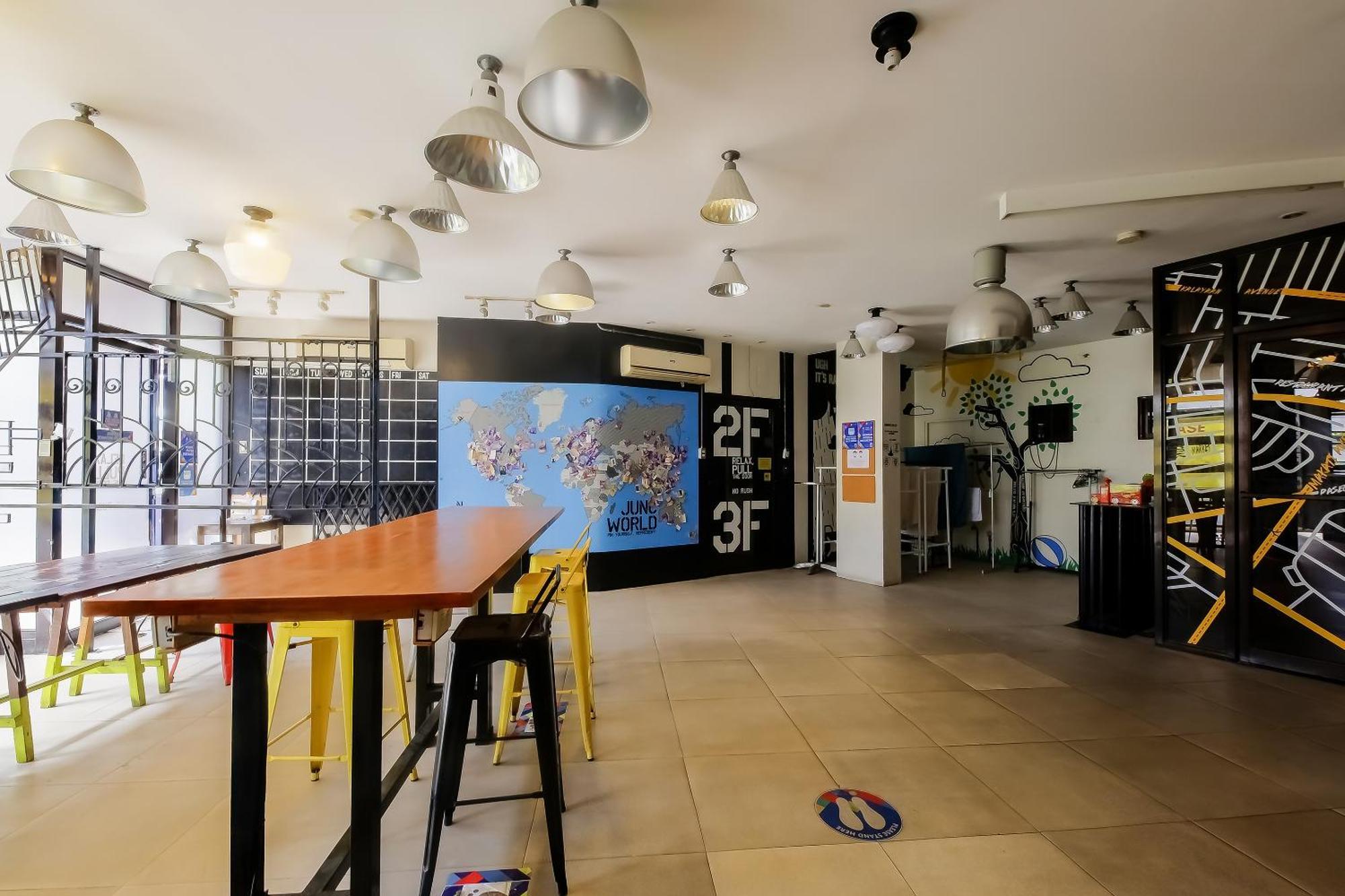 Spot On Junction Hostel Makati City Esterno foto