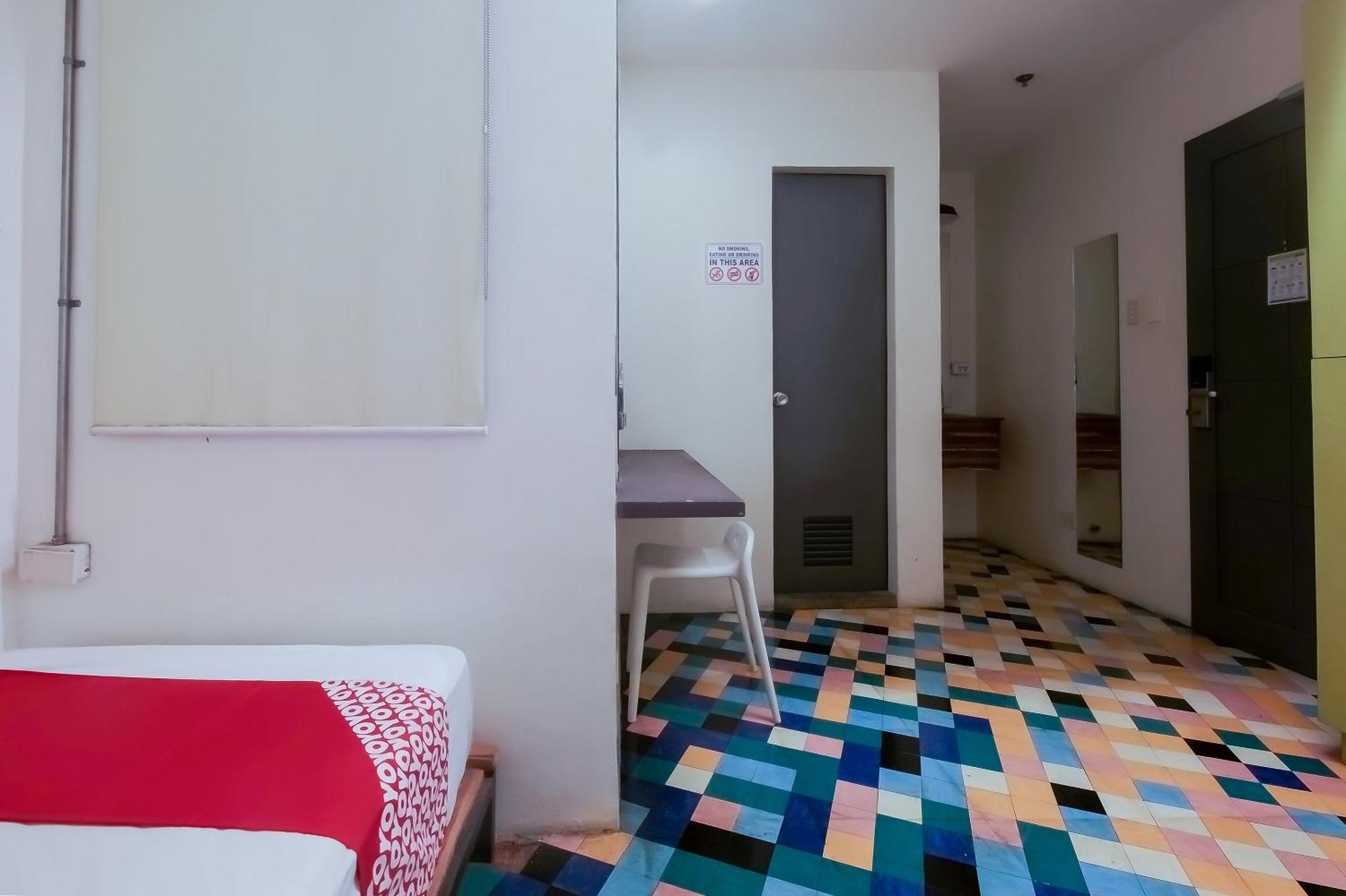 Spot On Junction Hostel Makati City Esterno foto